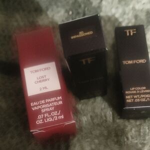 Tom Ford Red & Black Mini Fragrance and Lipstick Shade 80 Impassioned